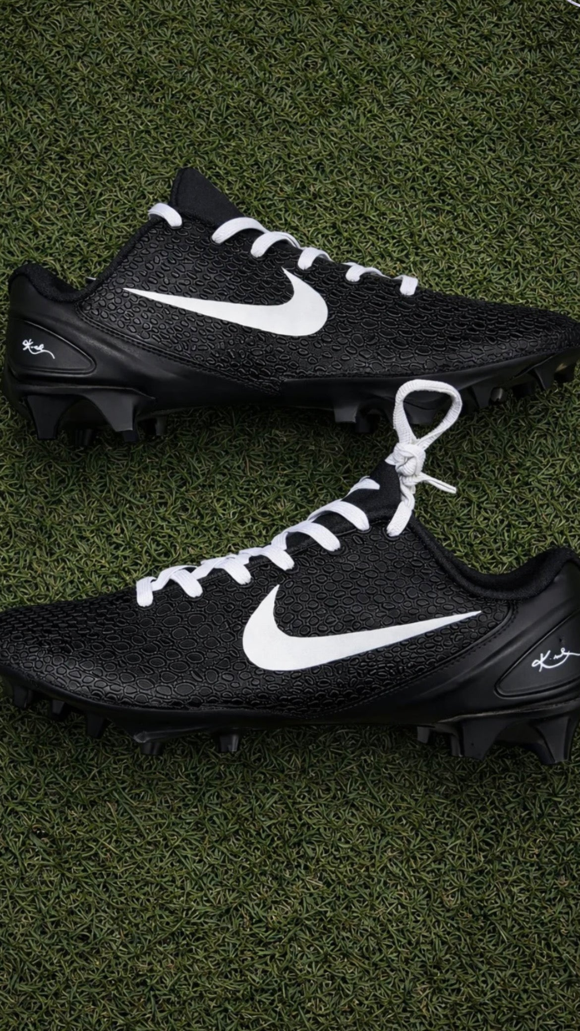 Mamba Cleats 🐍